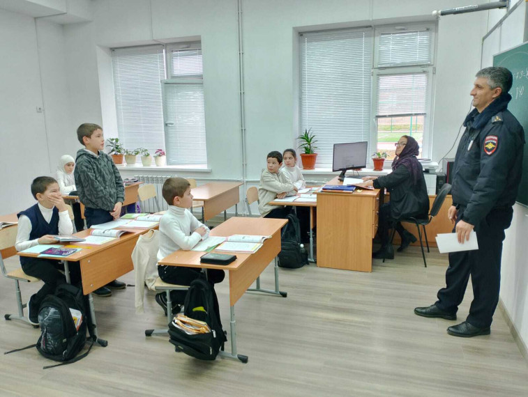 Классный час: «Предупреждение и пресечение несогласованных публичных мероприятий".